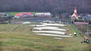 Skiareál Hlubočky - Horní část sjezdovky skiareálu Hlubočky - 15.12.2025 v 12:05 Skiareál Hlubočky - Horní část sjezdovky skiareálu Hlubočky - 15.12.2025 v 12:05