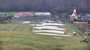 Skiareál Hlubočky - Horní část sjezdovky skiareálu Hlubočky - 15.12.2025 v 12:20 Skiareál Hlubočky - Horní část sjezdovky skiareálu Hlubočky - 15.12.2025 v 12:20