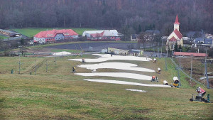 Skiareál Hlubočky - Horní část sjezdovky skiareálu Hlubočky - 15.12.2025 v 13:05 Skiareál Hlubočky - Horní část sjezdovky skiareálu Hlubočky - 15.12.2025 v 13:05