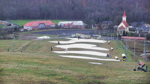 Skiareál Hlubočky - Horní část sjezdovky skiareálu Hlubočky - 15.12.2025 v 14:05 Skiareál Hlubočky - Horní část sjezdovky skiareálu Hlubočky - 15.12.2025 v 14:05