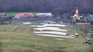 Skiareál Hlubočky - Horní část sjezdovky skiareálu Hlubočky - 15.12.2025 v 14:15 Skiareál Hlubočky - Horní část sjezdovky skiareálu Hlubočky - 15.12.2025 v 14:15