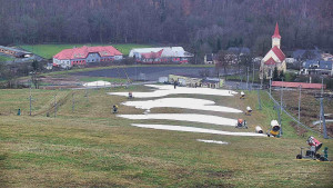 Skiareál Hlubočky - Horní část sjezdovky skiareálu Hlubočky - 15.12.2025 v 14:25 Skiareál Hlubočky - Horní část sjezdovky skiareálu Hlubočky - 15.12.2025 v 14:25