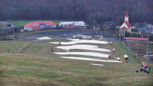 Skiareál Hlubočky - Horní část sjezdovky skiareálu Hlubočky - 15.12.2025 v 15:15 Skiareál Hlubočky - Horní část sjezdovky skiareálu Hlubočky - 15.12.2025 v 15:15