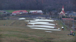 Horní část sjezdovky skiareálu Hlubočky