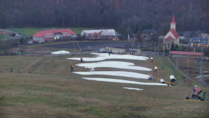 Skiareál Hlubočky - Horní část sjezdovky skiareálu Hlubočky - 15.12.2025 v 16:00 Skiareál Hlubočky - Horní část sjezdovky skiareálu Hlubočky - 15.12.2025 v 16:00