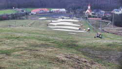 Horní část sjezdovky skiareálu Hlubočky