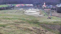 Horní část sjezdovky skiareálu Hlubočky