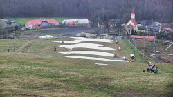 Horní část sjezdovky skiareálu Hlubočky