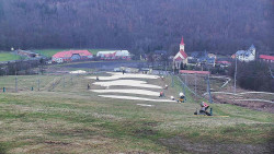 Horní část sjezdovky skiareálu Hlubočky