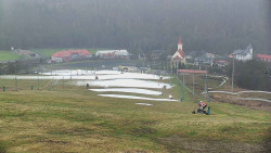 Horní část sjezdovky skiareálu Hlubočky