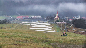 Skiareál Hlubočky - Horní část sjezdovky skiareálu Hlubočky - 19.12.2025 v 13:10 Skiareál Hlubočky - Horní část sjezdovky skiareálu Hlubočky - 19.12.2025 v 13:10