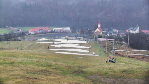 Skiareál Hlubočky - Horní část sjezdovky skiareálu Hlubočky - 19.12.2025 v 13:35 Skiareál Hlubočky - Horní část sjezdovky skiareálu Hlubočky - 19.12.2025 v 13:35