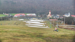 Horní část sjezdovky skiareálu Hlubočky