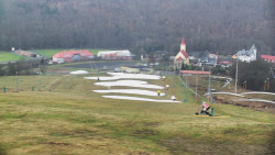 Horní část sjezdovky skiareálu Hlubočky