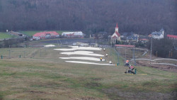 Horní část sjezdovky skiareálu Hlubočky