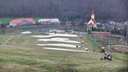 Horní část sjezdovky skiareálu Hlubočky