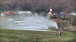 Horní část sjezdovky skiareálu Hlubočky