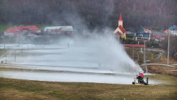 Horní část sjezdovky skiareálu Hlubočky