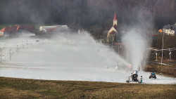 Horní část sjezdovky skiareálu Hlubočky