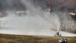 Horní část sjezdovky skiareálu Hlubočky