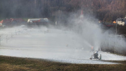 Horní část sjezdovky skiareálu Hlubočky