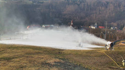 Horní část sjezdovky skiareálu Hlubočky