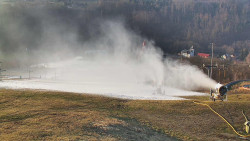 Horní část sjezdovky skiareálu Hlubočky