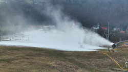 Horní část sjezdovky skiareálu Hlubočky