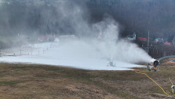 Horní část sjezdovky skiareálu Hlubočky