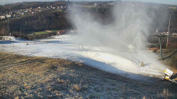 Horní část sjezdovky skiareálu Hlubočky