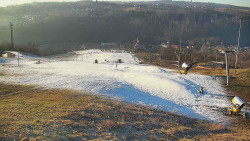 Horní část sjezdovky skiareálu Hlubočky