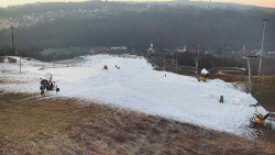 Horní část sjezdovky skiareálu Hlubočky