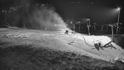 Horní část sjezdovky skiareálu Hlubočky