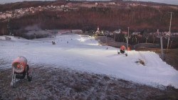 Horní část sjezdovky skiareálu Hlubočky