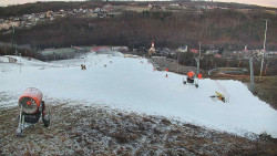 Horní část sjezdovky skiareálu Hlubočky