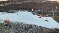 Horní část sjezdovky skiareálu Hlubočky