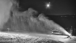 Horní část sjezdovky skiareálu Hlubočky