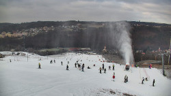 Horní část sjezdovky skiareálu Hlubočky