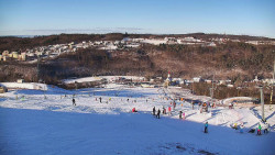 Horní část sjezdovky skiareálu Hlubočky