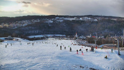 Horní část sjezdovky skiareálu Hlubočky