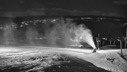 Horní část sjezdovky skiareálu Hlubočky