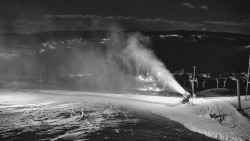 Horní část sjezdovky skiareálu Hlubočky