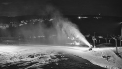 Horní část sjezdovky skiareálu Hlubočky