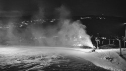 Horní část sjezdovky skiareálu Hlubočky