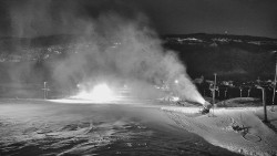 Horní část sjezdovky skiareálu Hlubočky