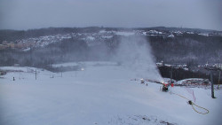 Horní část sjezdovky skiareálu Hlubočky