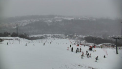 Horní část sjezdovky skiareálu Hlubočky