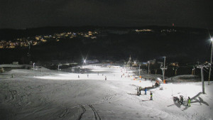 Skiareál Hlubočky - Horní část sjezdovky skiareálu Hlubočky - 1.1.2026 v 18:50 Skiareál Hlubočky - Horní část sjezdovky skiareálu Hlubočky - 1.1.2026 v 18:50