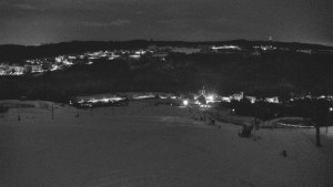 Skiareál Hlubočky - Horní část sjezdovky skiareálu Hlubočky - 2.1.2026 v 05:45 Skiareál Hlubočky - Horní část sjezdovky skiareálu Hlubočky - 2.1.2026 v 05:45