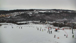 Horní část sjezdovky skiareálu Hlubočky